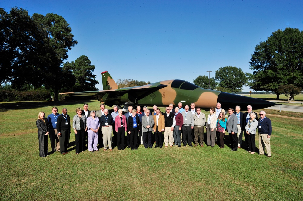 Retired general officers visit Shaw