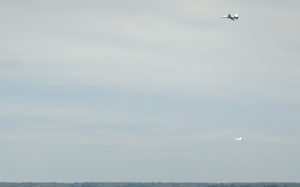 T-38 Aircraft Fly Over Washington (201204050002HQ)