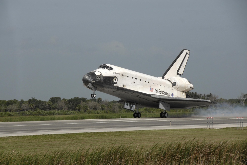 Endeavour is Home
