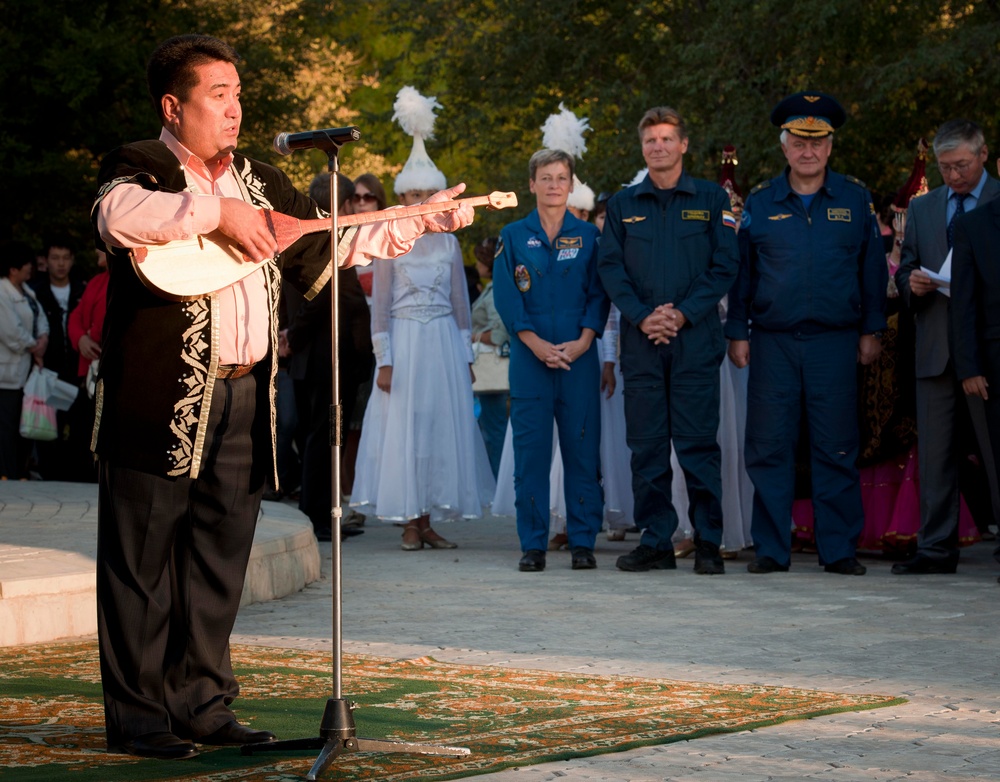 Zhezkazgan Space Ceremony (201009230002HQ)