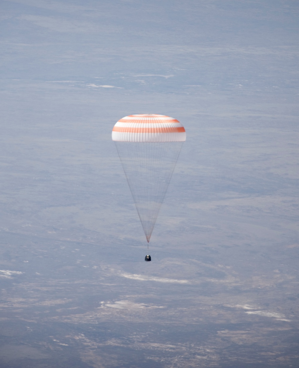 Expedition 18 Lands (200904080006HQ)