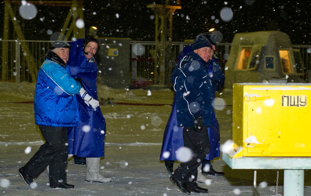 Expedition 29 Preflight (201111140001HQ)