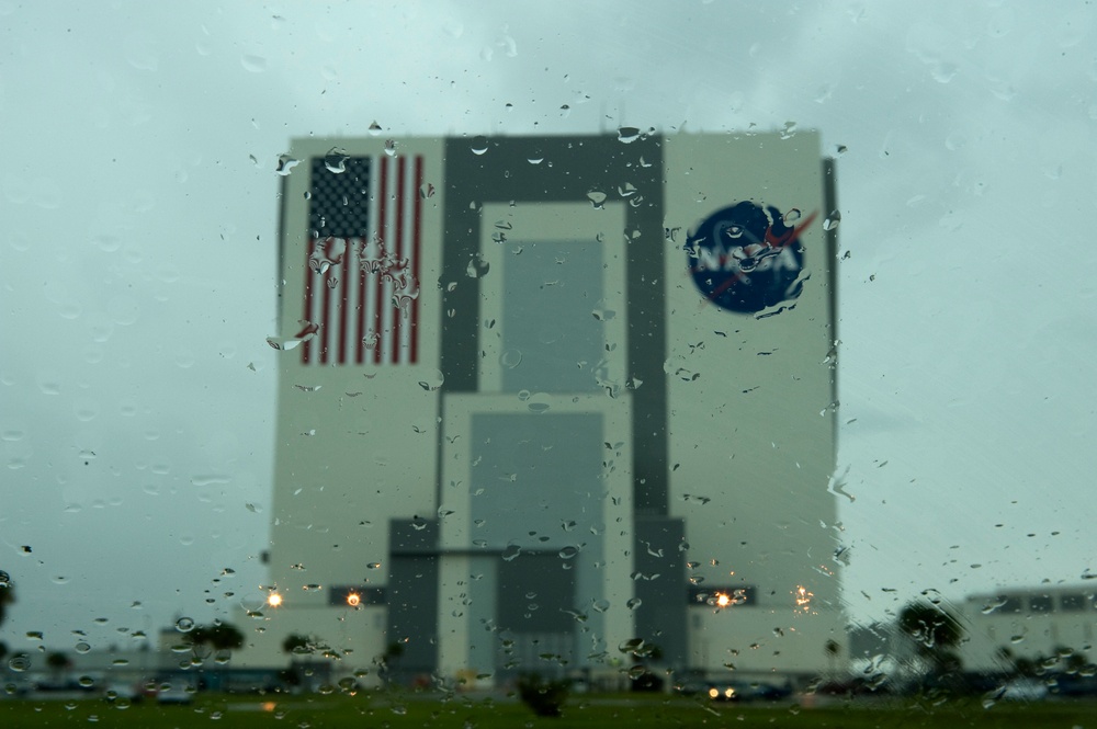 Vehicle Assembly Building In The Rain (20090710003HQ)