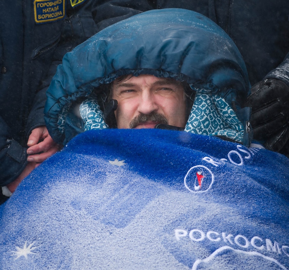 Expedition 26 Soyuz Landing (201103160007HQ)
