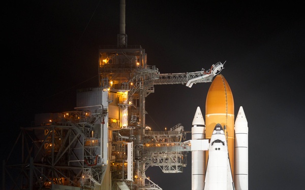 Space Shuttle Discovery is Prepared for Launch (201102230003HQ)