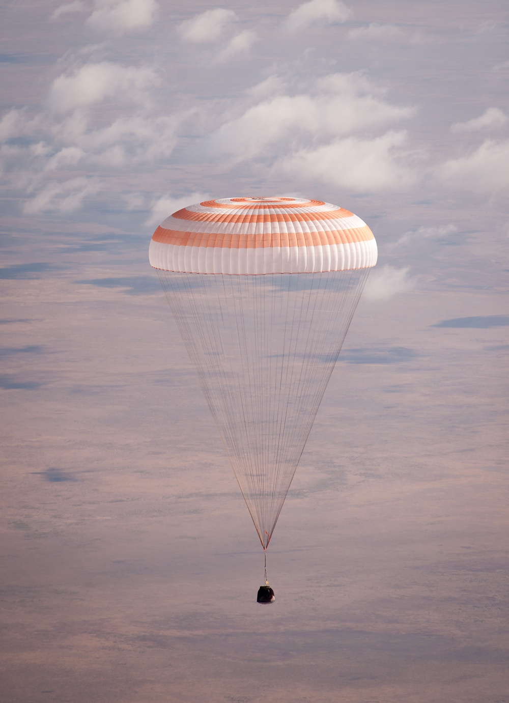 Expedition 28 Landing (201109160008HQ)