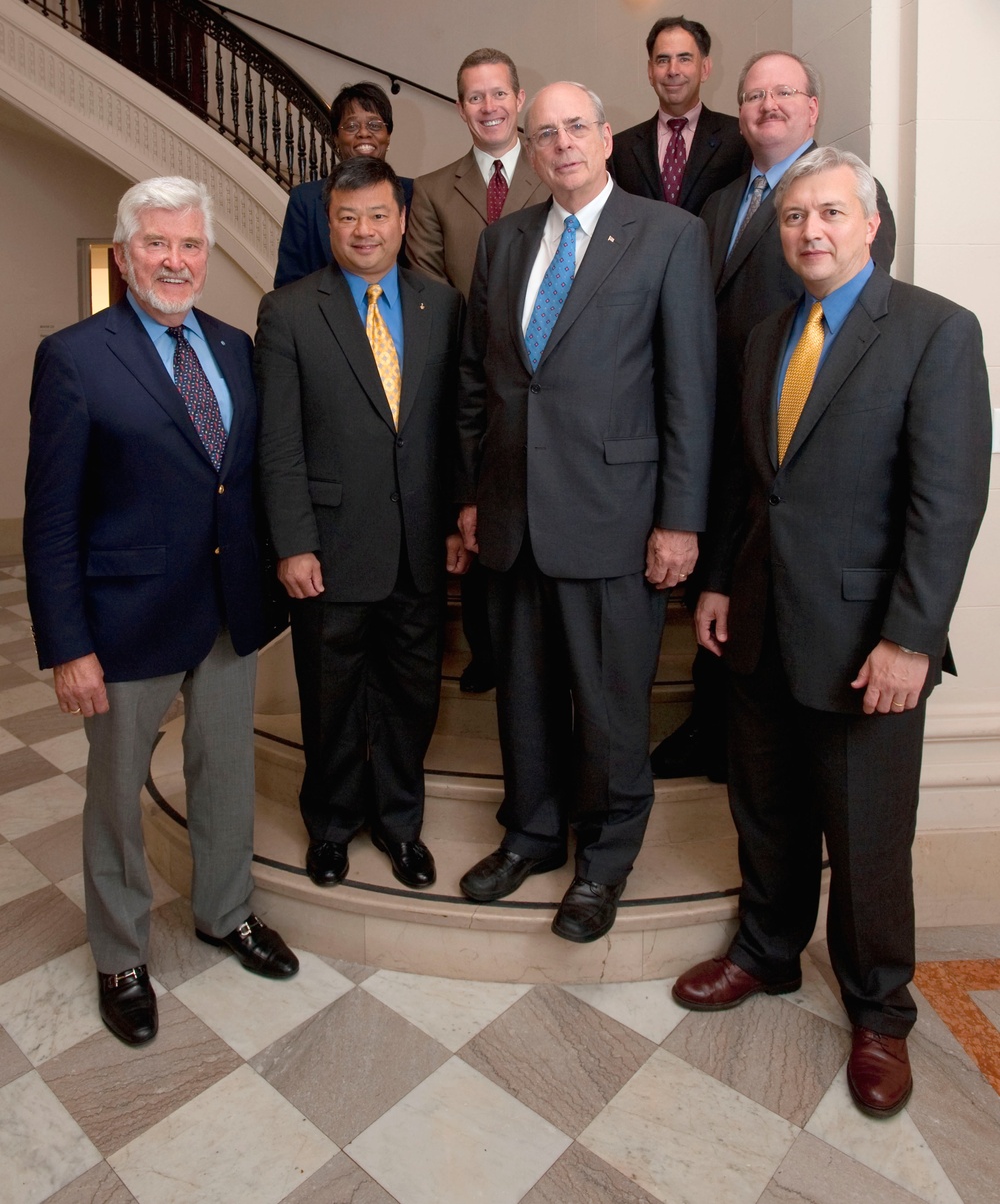 Human Space Flight Plans Committee (200906170002HQ)