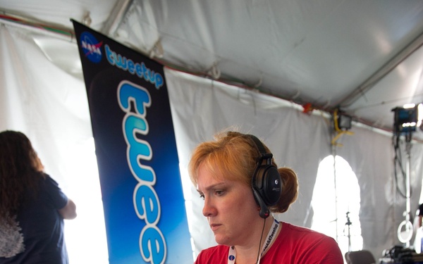 STS-135 Tweetup (201107070005HQ)