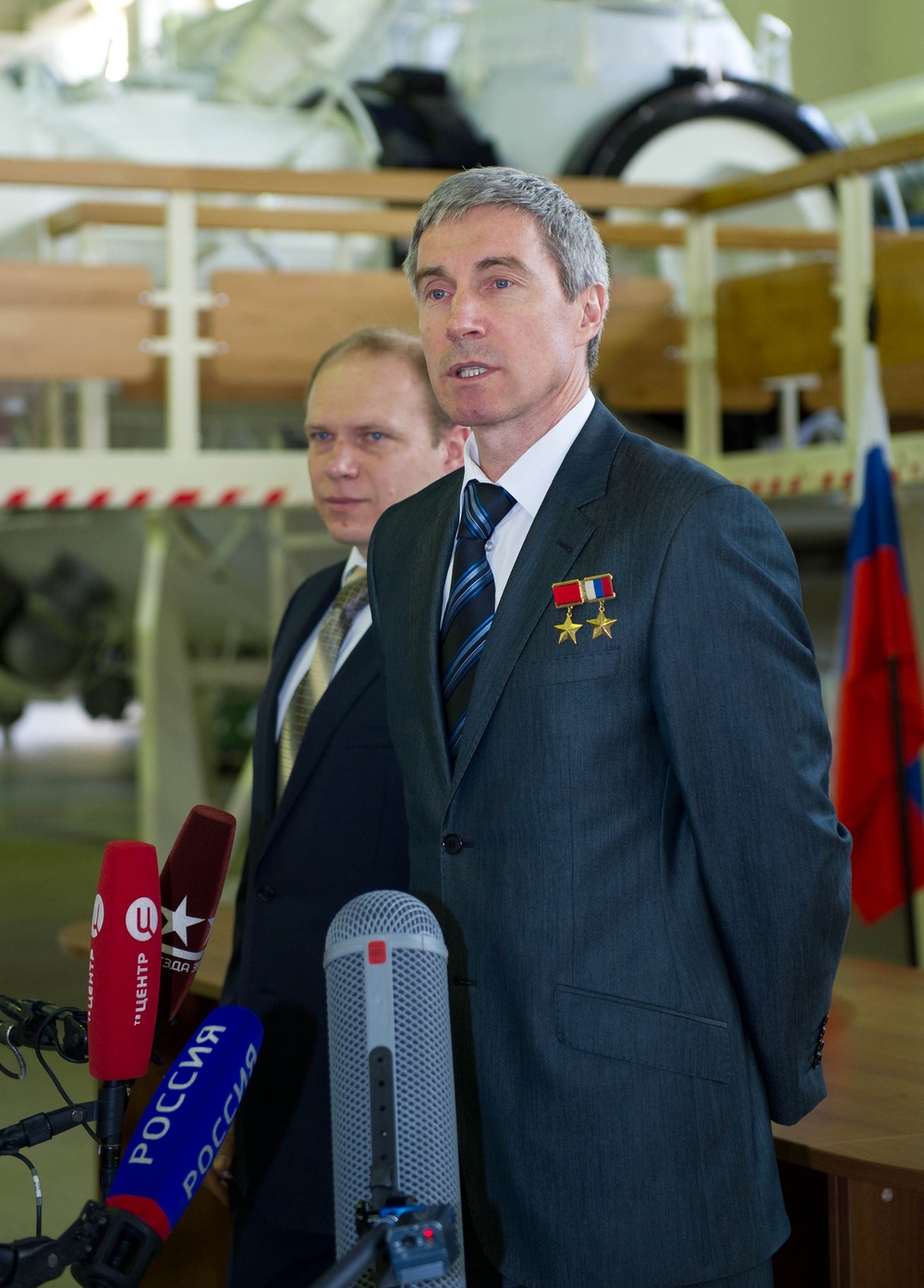 Expedition 31 Preflight (201204230011HQ)