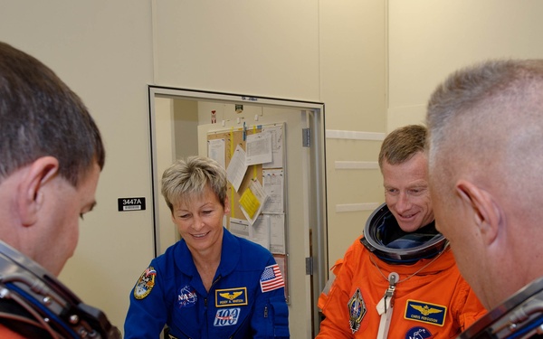 STS-135 Launch Day (201107080058HQ)