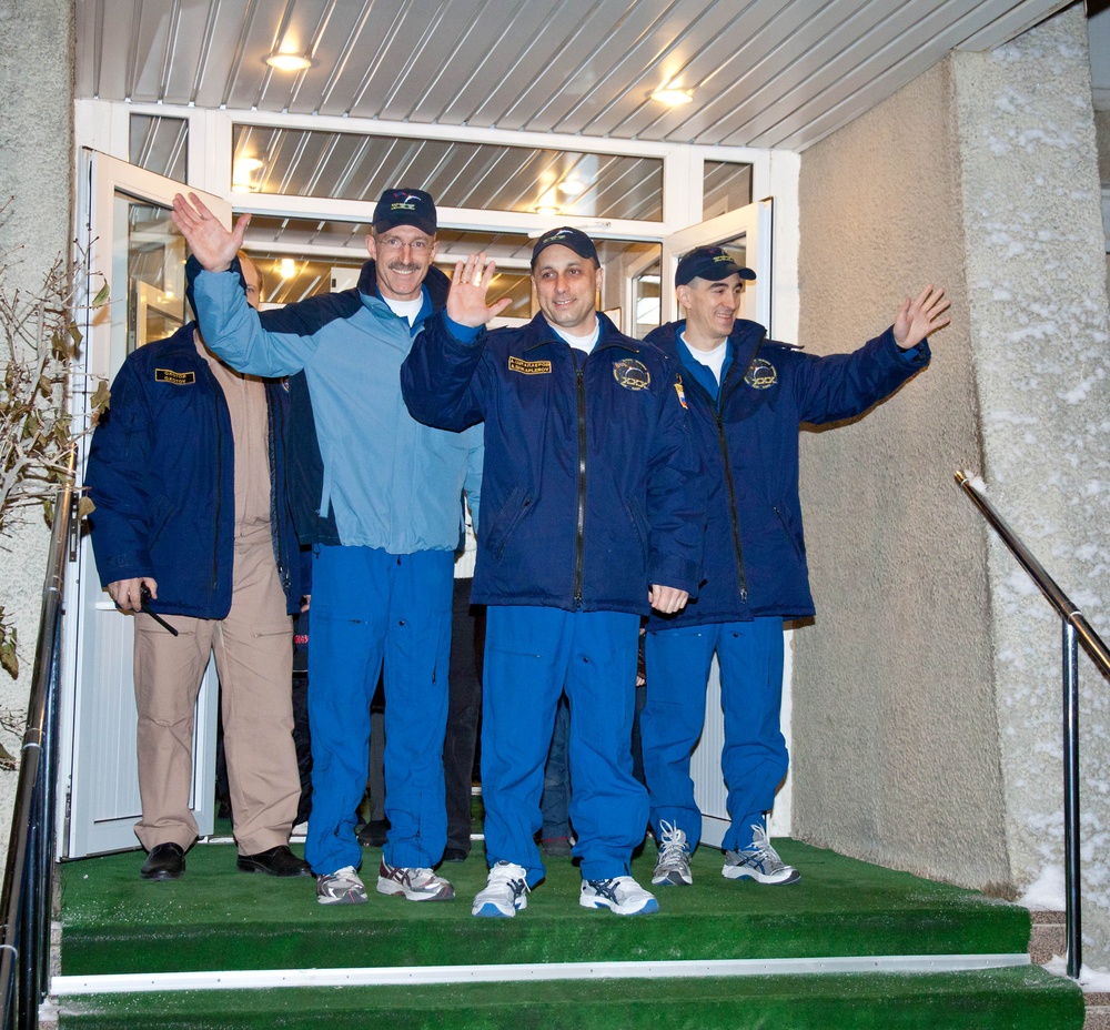 Expedition 29 Preflight (201111140031HQ)