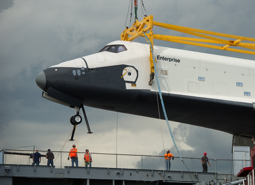 Space Shuttle Enterprise Move to Intrepid (201206060027HQ)