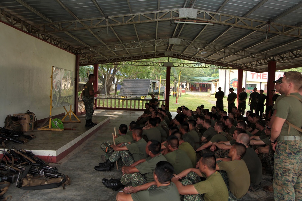 Amphibious Landing Exercise 2013