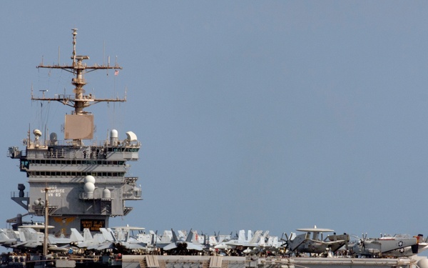 USS Enterprise transits Strait of Bab Al Mendeb