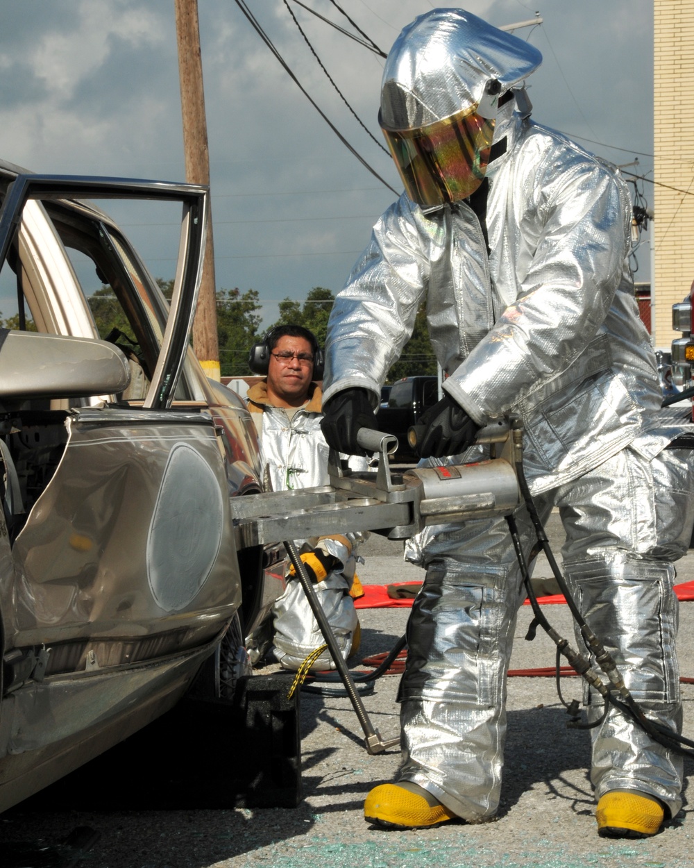 147th Reconnaissance Wing Fire Department conducts vehicle extrication training