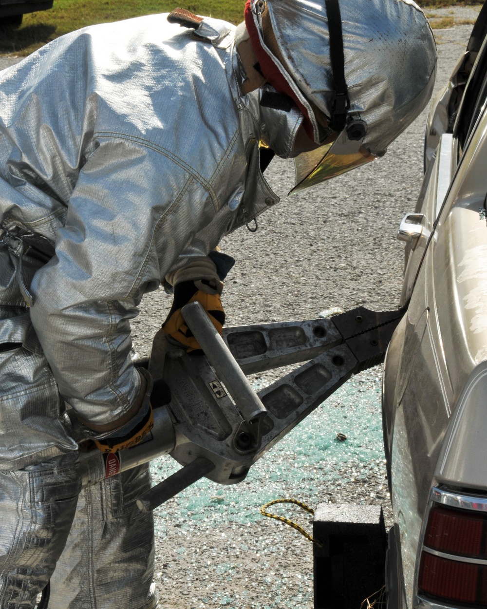 147th Reconnaissance Wing Fire Department conducts vehicle extrication training