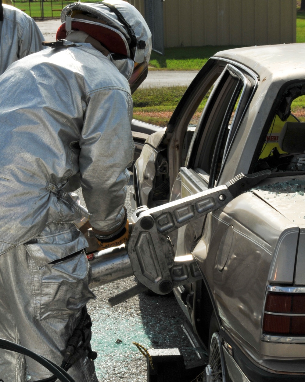 147th Reconnaissance Wing Fire Department conducts vehicle extrication training