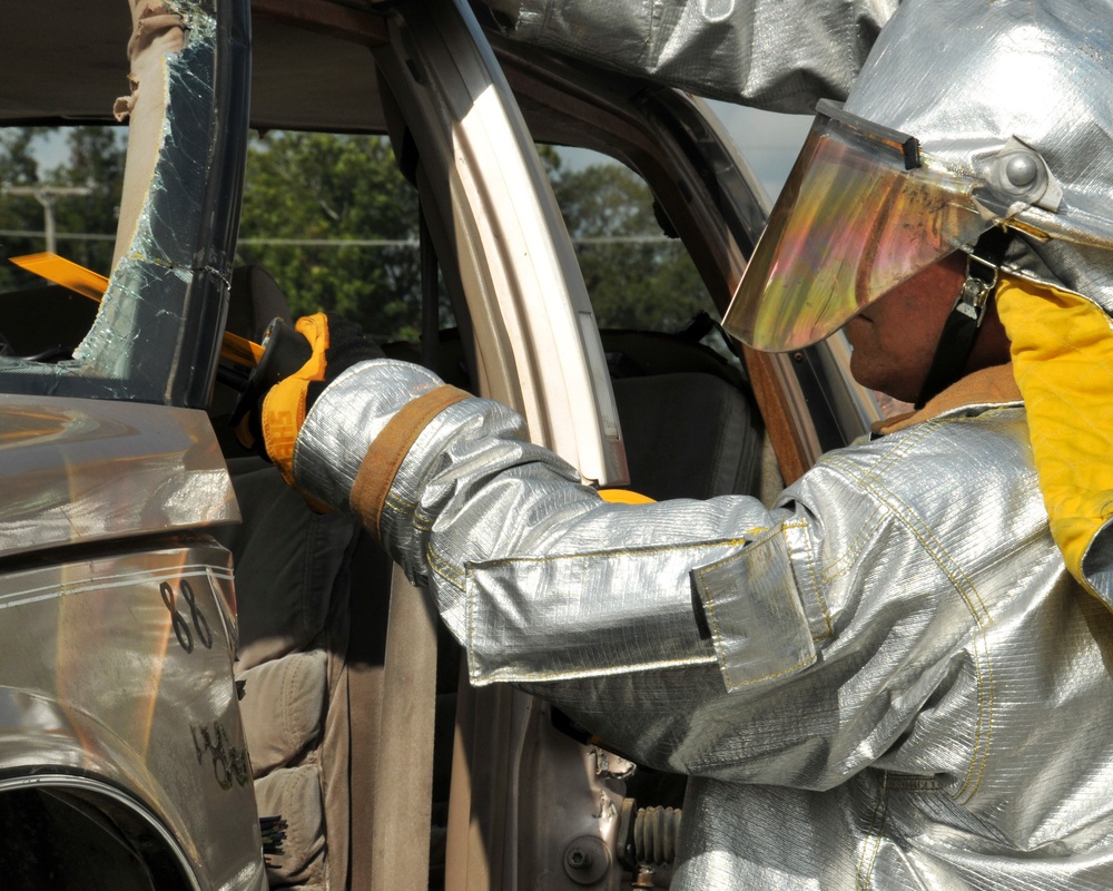 147th Reconnaissance Wing Fire Department conducts vehicle extraction training