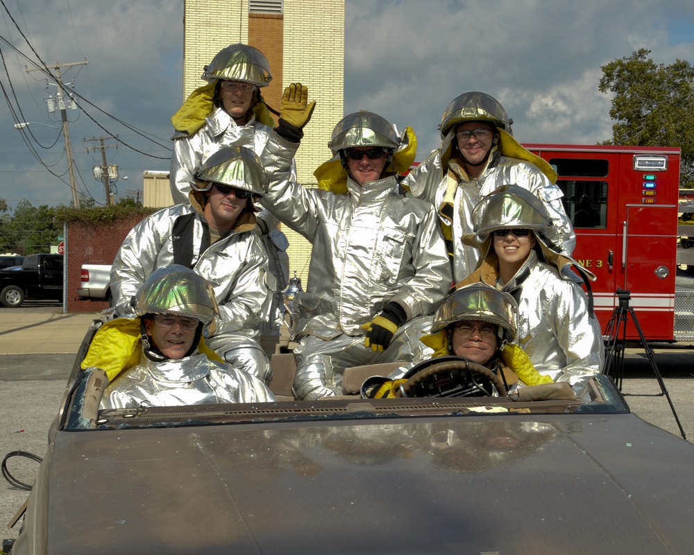 147th Reconnaissance Wing Fire Department conducts vehicle extraction training