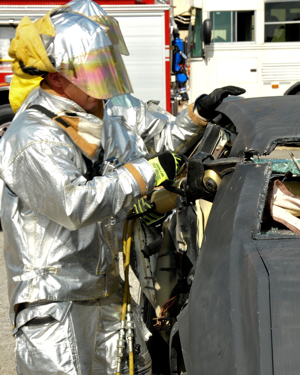 147th Reconnaissance Wing Fire Department conducts vehicle extraction training