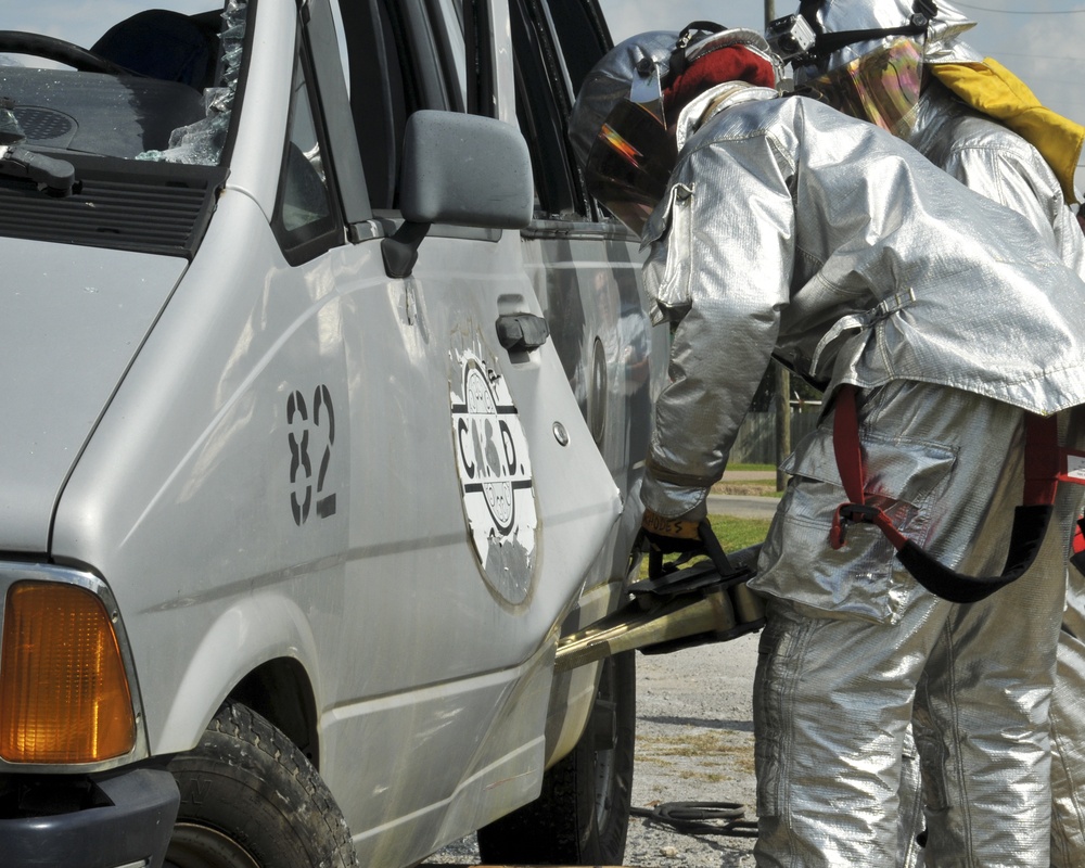 147th Reconnaissance Wing Fire Department conducts vehicle extraction training