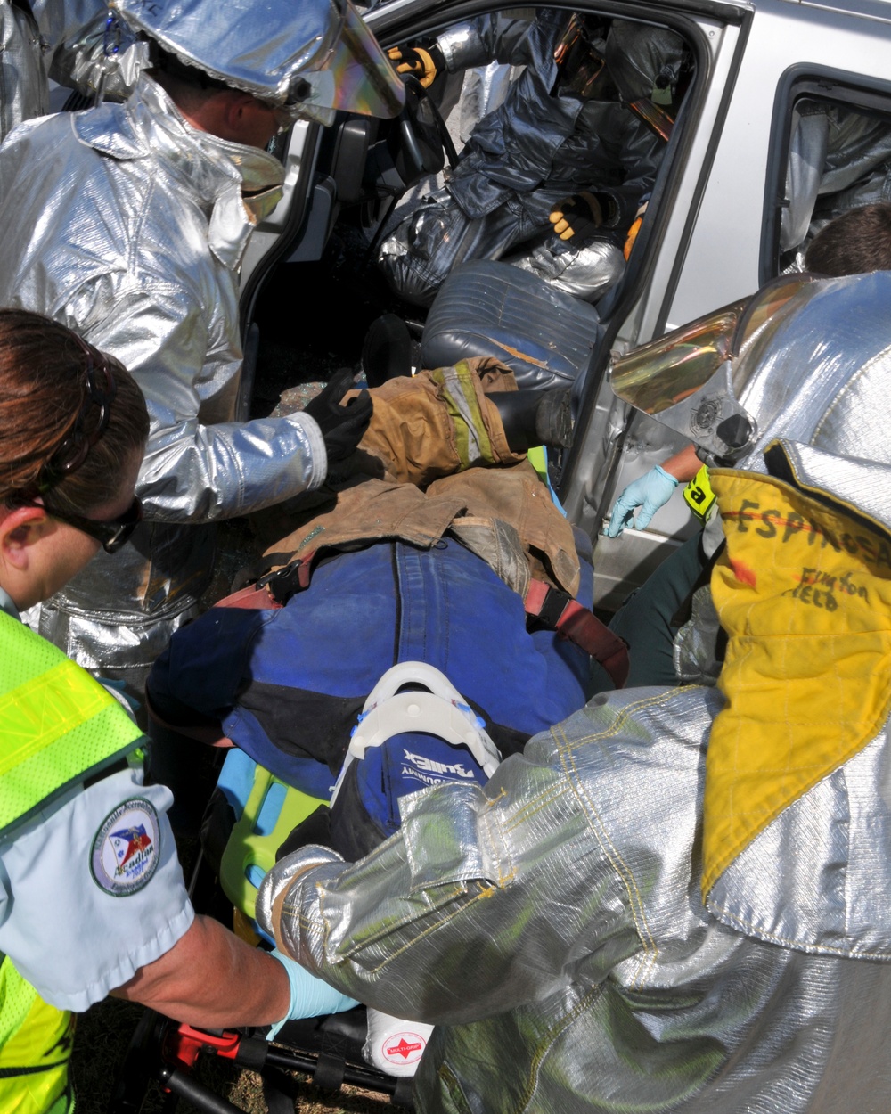 147th Reconnaissance Wing Fire Department conducts vehicle extraction training