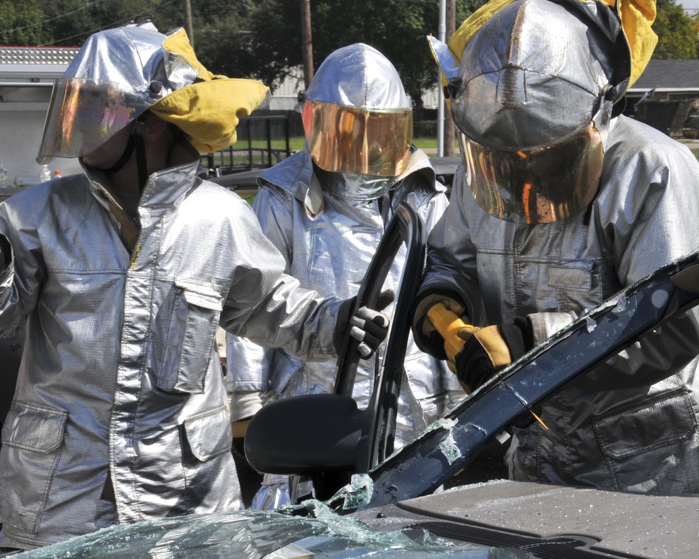 147th Reconnaissance Wing Fire Department conducts vehicle extrication training