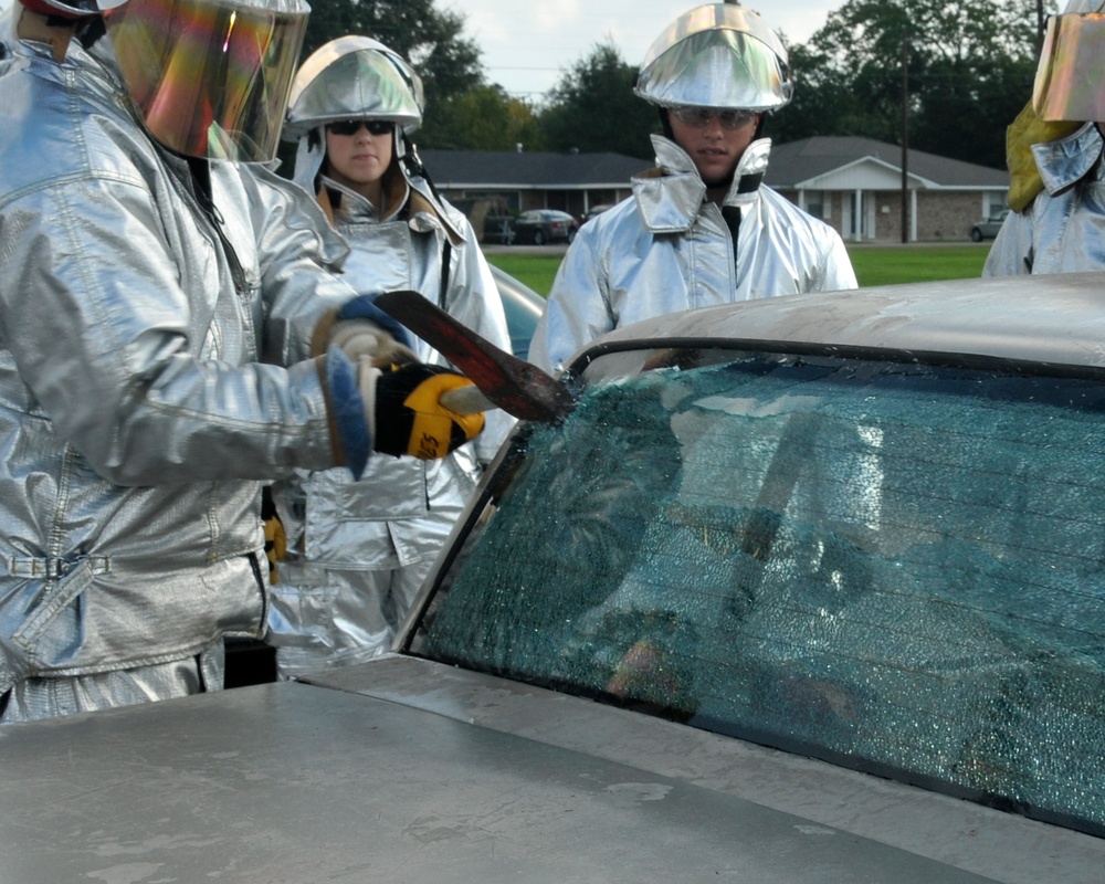 147th Reconnaissance Wing Fire Department conducts vehicle extrication training