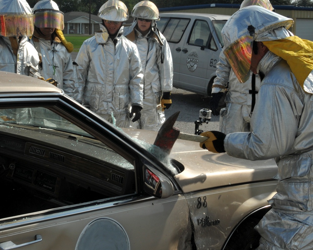 147th Reconnaissance Wing Fire Department Conducts Vehicle Extraction Training