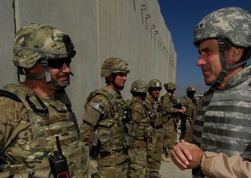 AMC commander visits BAF airmen, shows appreciation