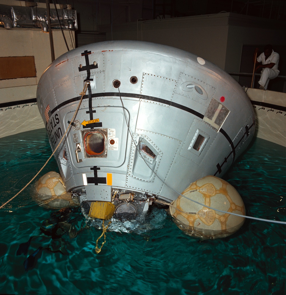 FAILURE MODE UPRIGHTING IN BUILDING 260 007  OF TWO - AIR BAGS #1 and #3