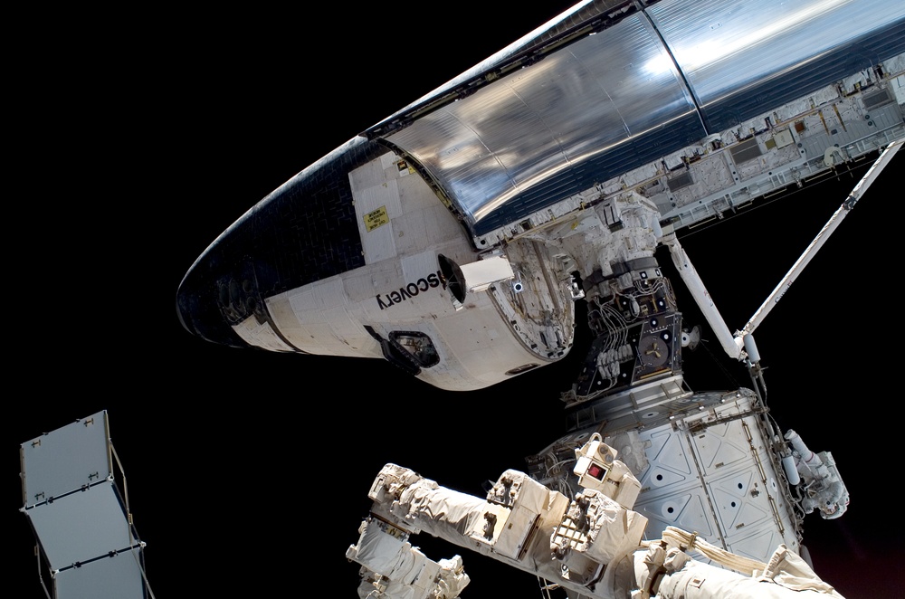 Tile survey seen during EVA 3