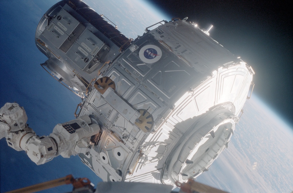 Quest airlock on SSRMS during EVA 1