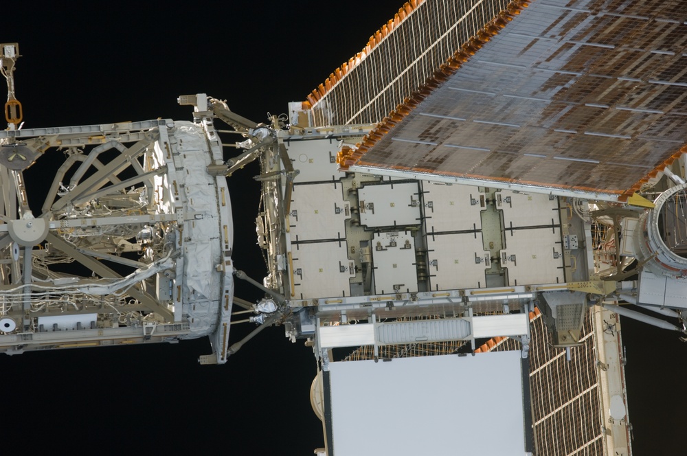 ISS during arrival of STS-127 Space Shuttle Endeavour