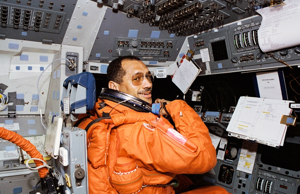 Various views of the STS-60 crew during deorbit preparations