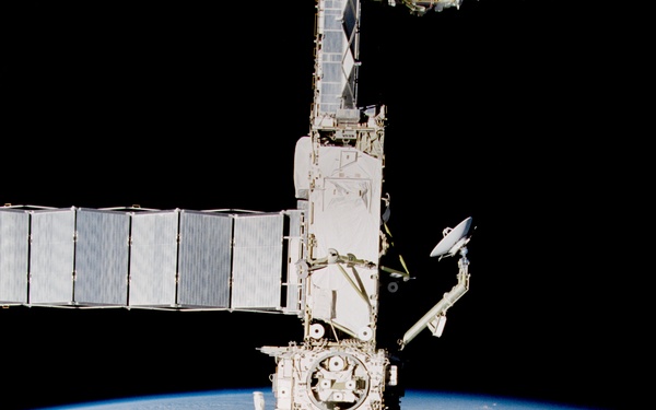 View of the ISS taken during final flyaround of STS-100