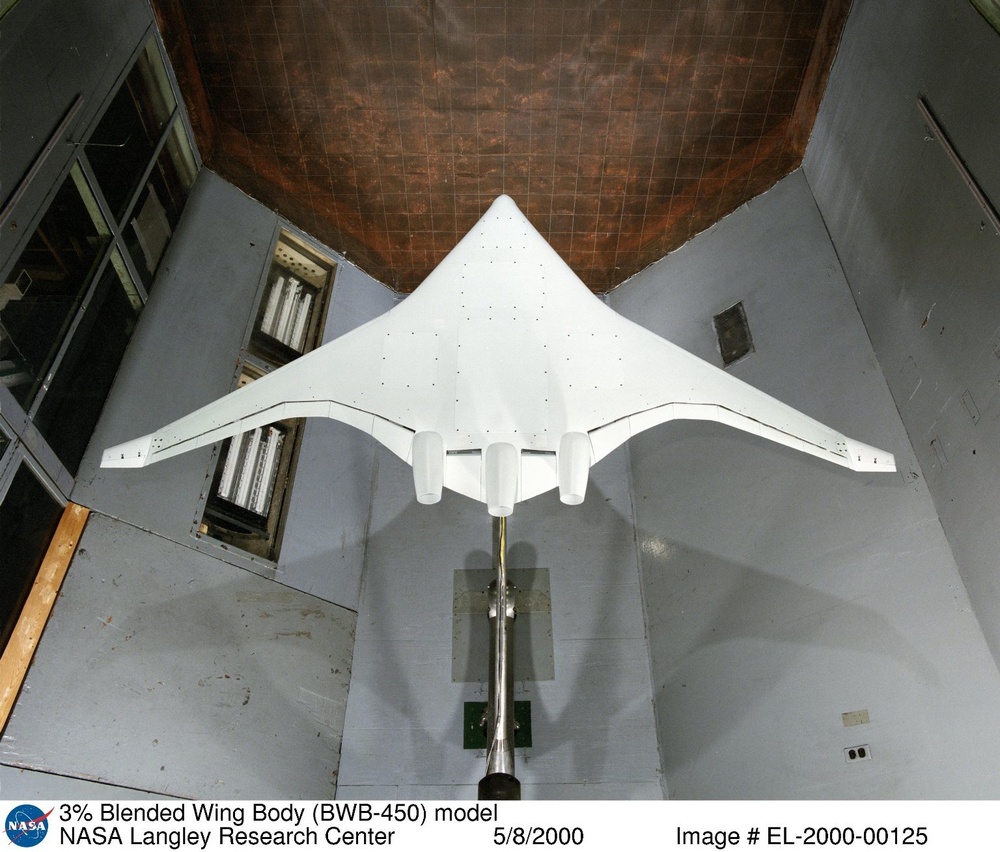 3% Blended Wing Body (BWB-450) model