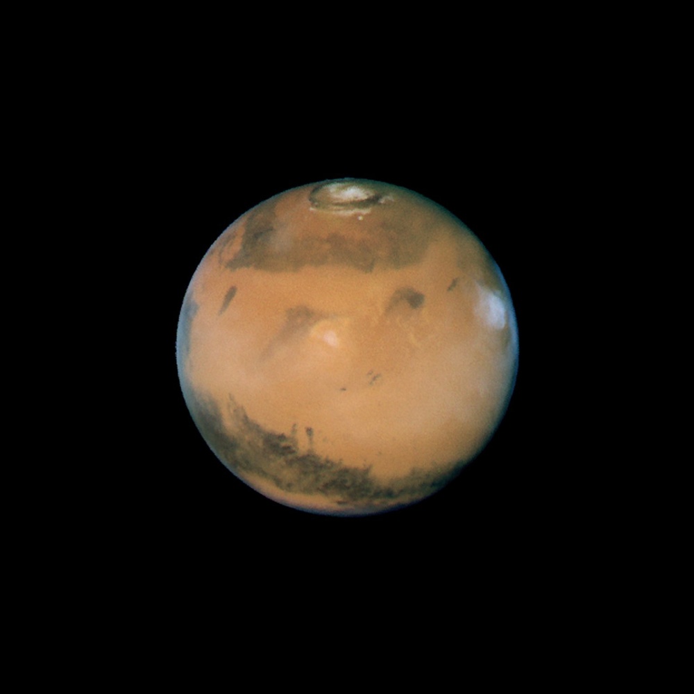 Mars Kicks Up the Dust as it Makes Closest Approach to Earth
