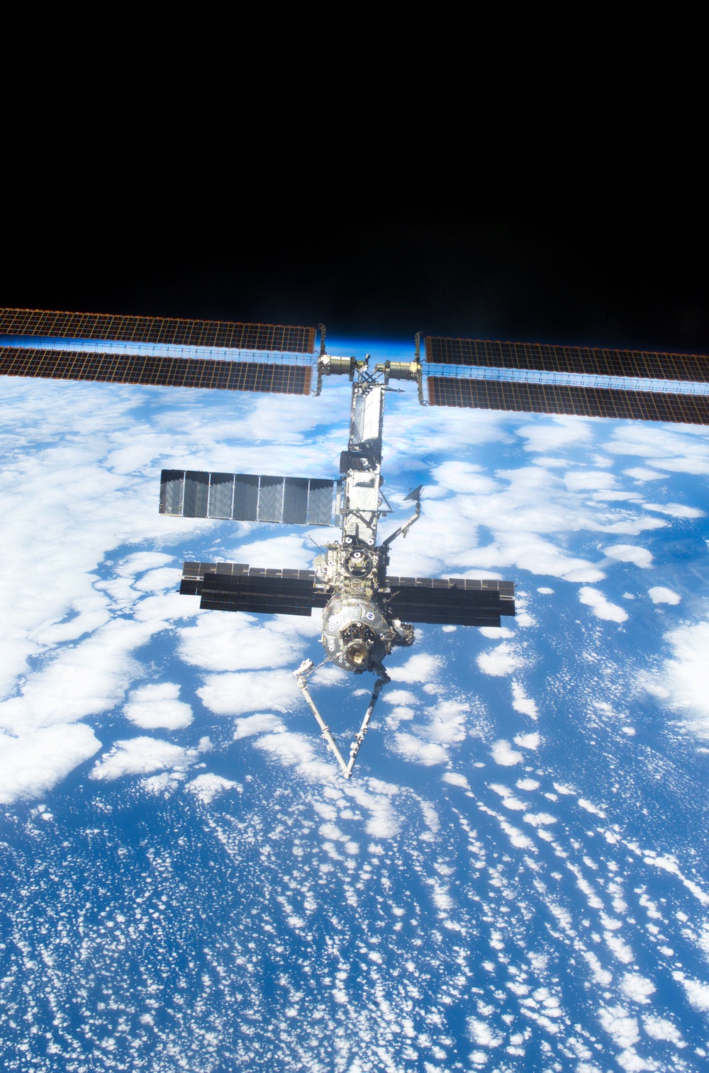 View of the ISS taken during final flyaround of STS-100