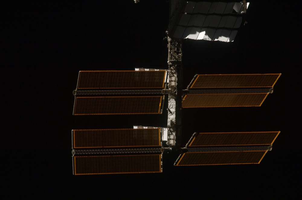 ISS during arrival of STS-127 Space Shuttle Endeavour