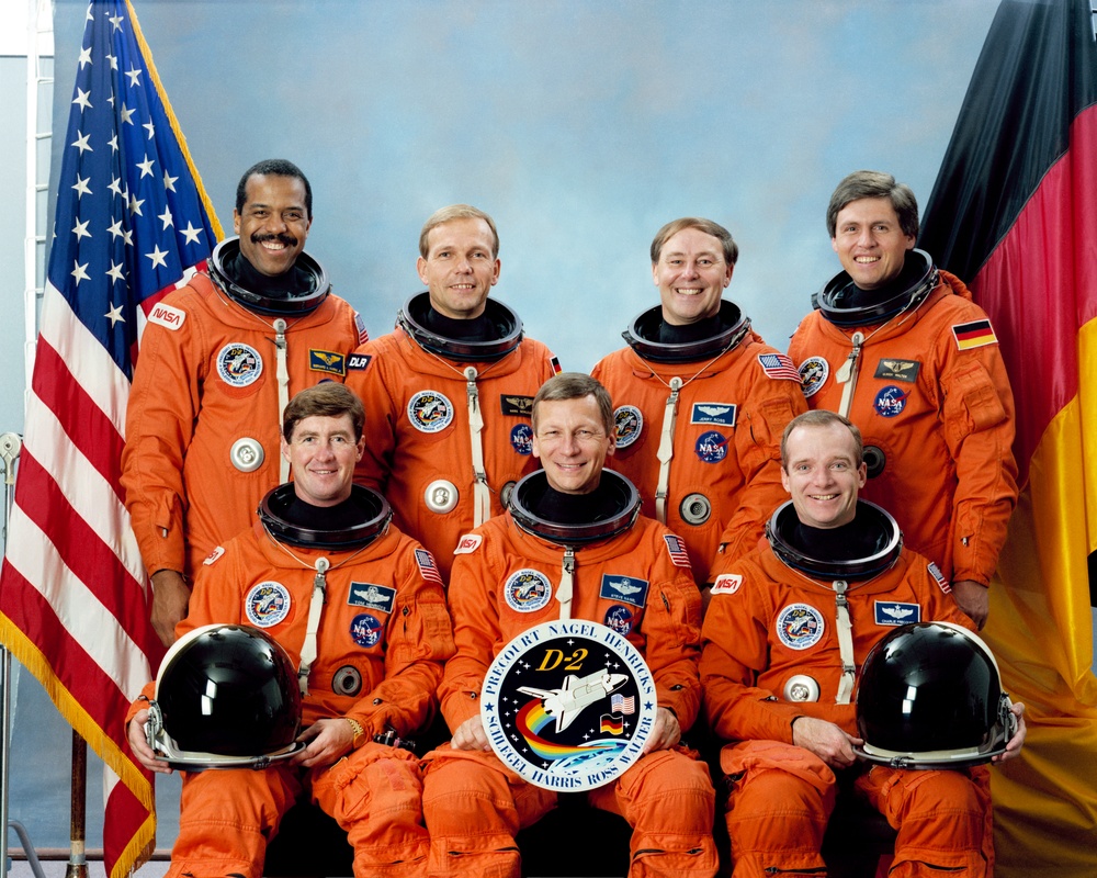 STS-55 Columbia, Orbiter Vehicle (OV) 102, Spacelab D2 official crew portrait