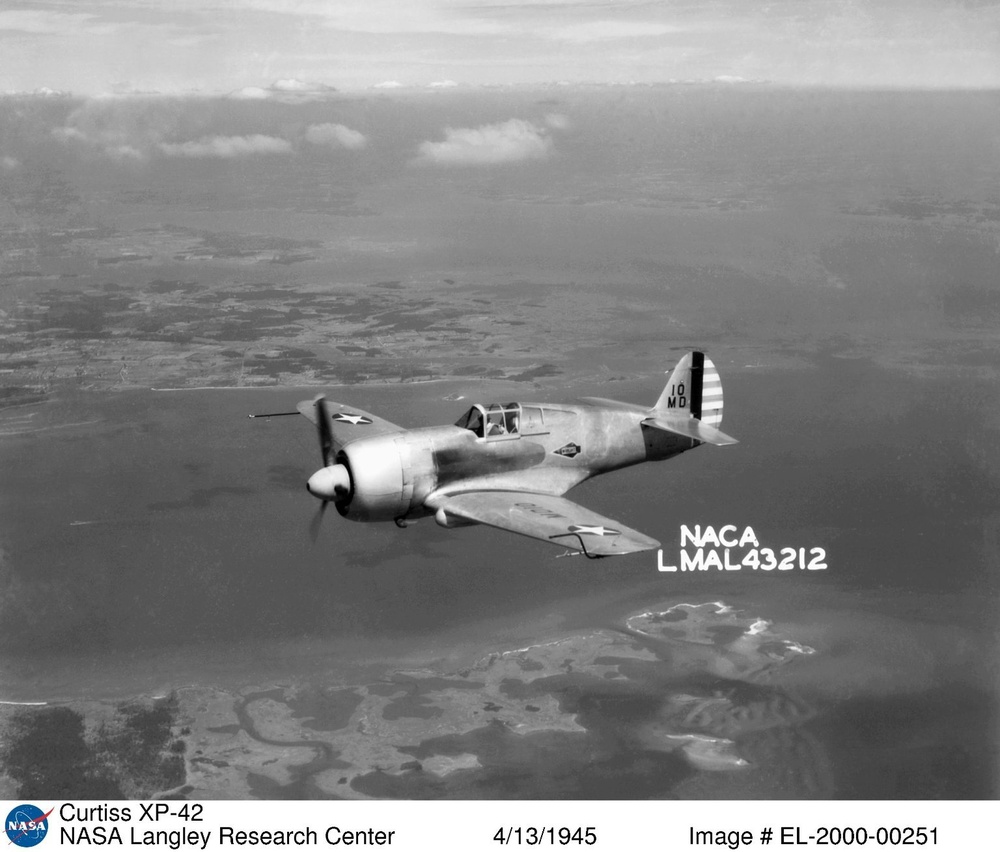 Curtiss XP-42
