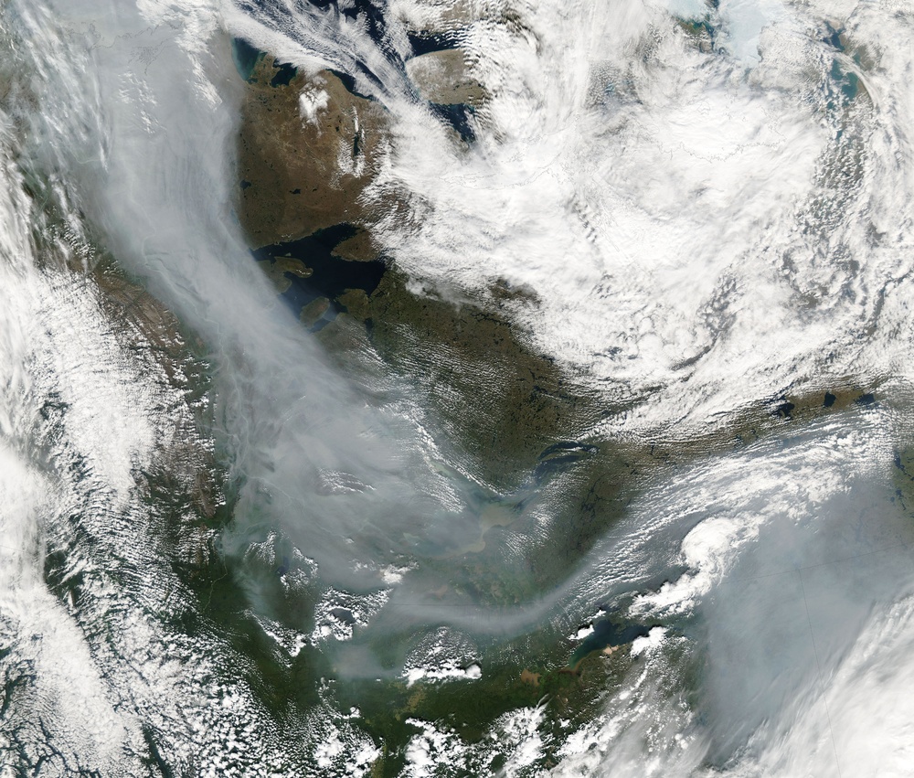 Smoke from Alaskan Fires in Northwestern Canada: Natural Hazards