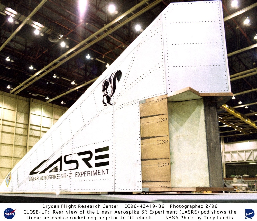 Closeup of rear of LASRE pod