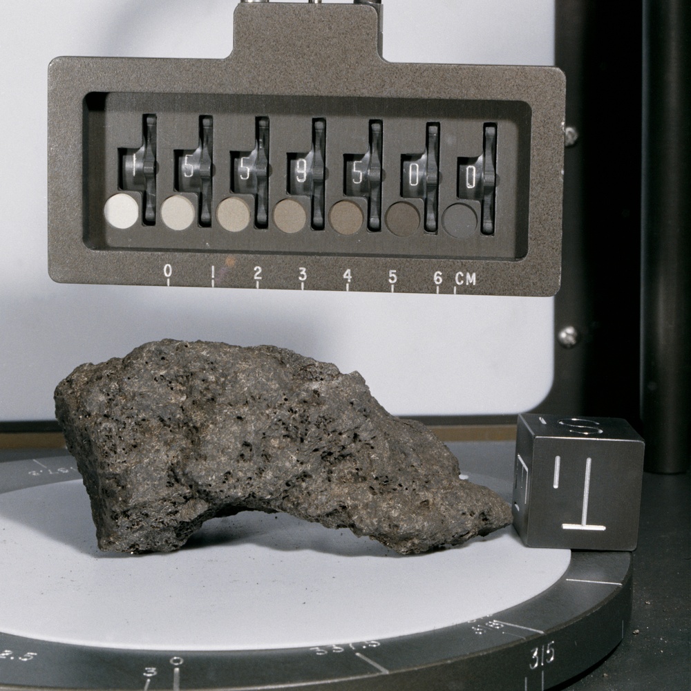 LUNAR SAMPLE - APOLLO 15 ROCK #15595 - BASALT