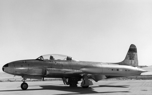 NASA T-33A #815