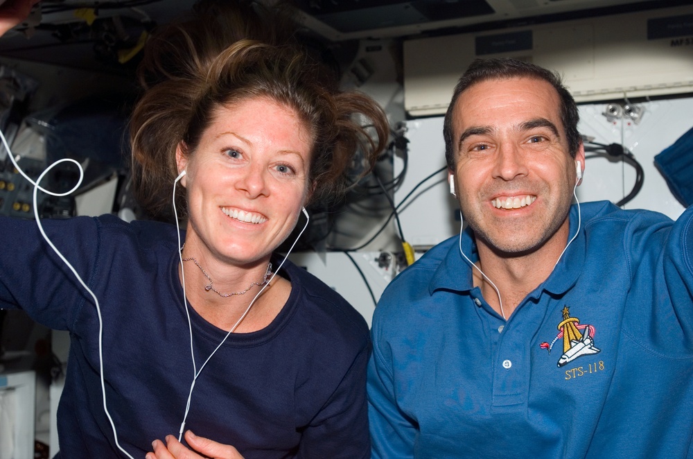 View of STS-118 MS Caldwell and Mastracchio in the MDDK of the Shuttle Endeavour