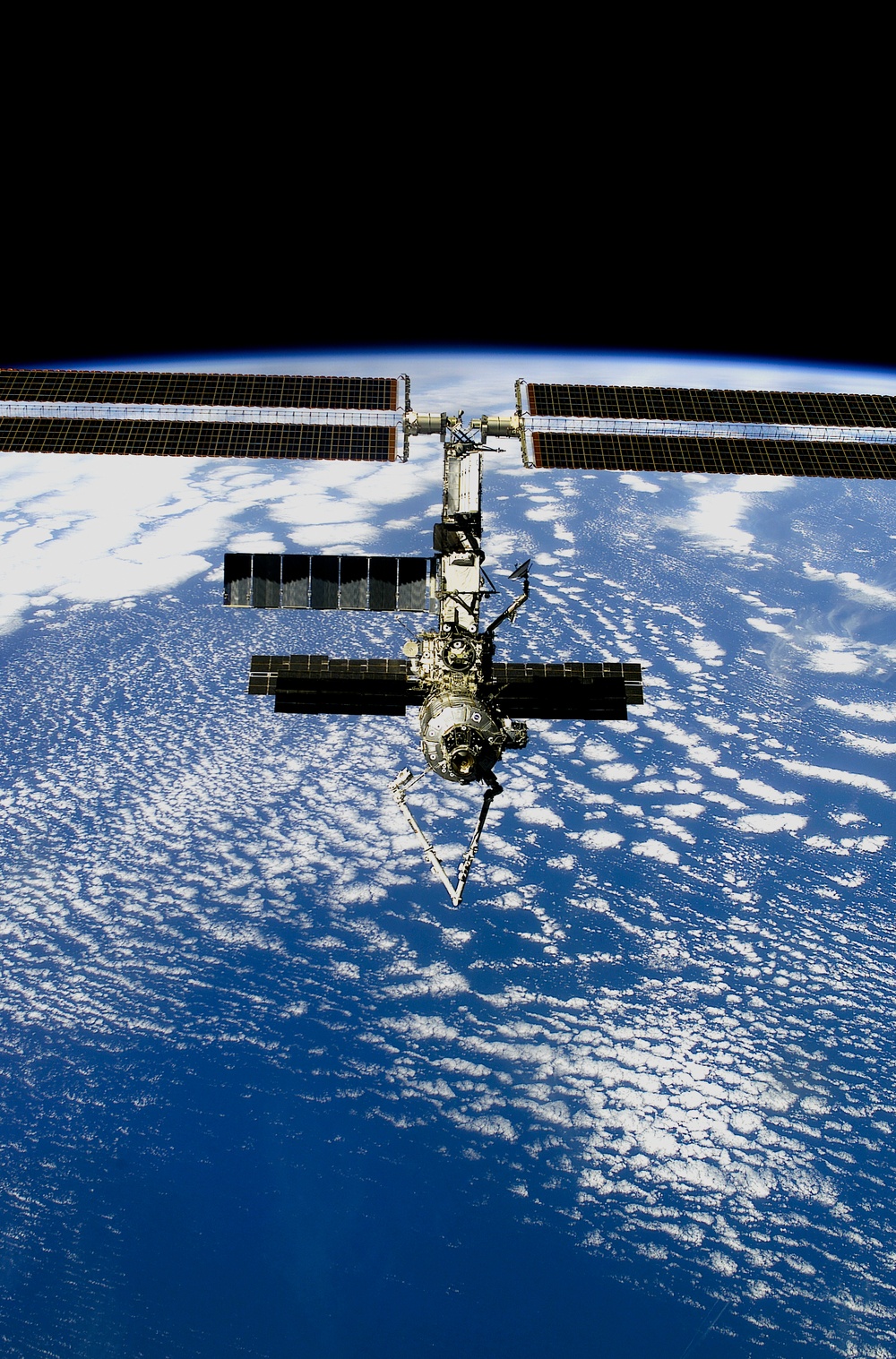 View of the ISS taken during final flyaround of STS-100