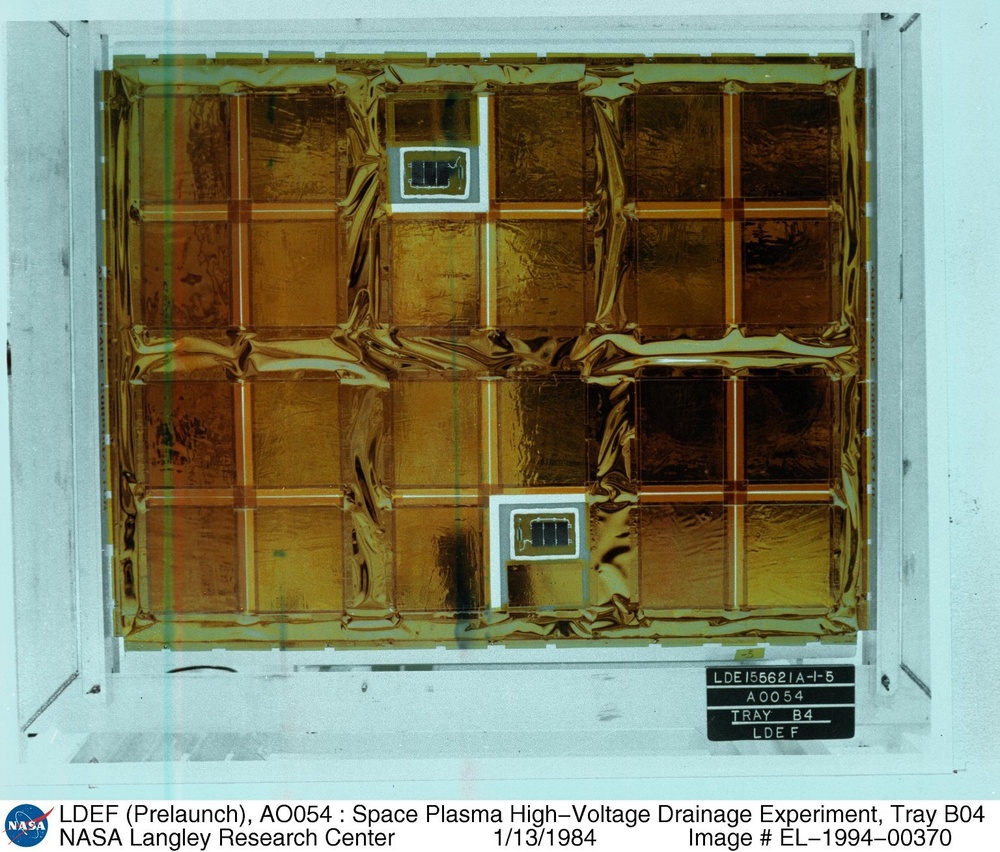 LDEF (Prelaunch), AO054 : Space Plasma High-Voltage Drainage Experiment, Tray B04