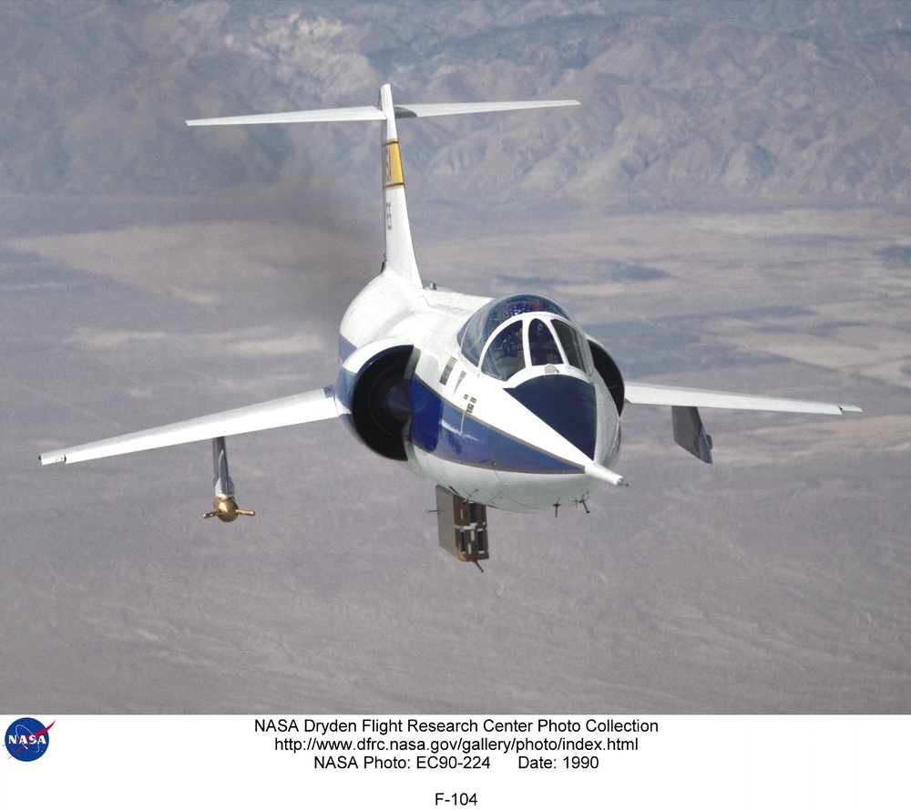 F-104